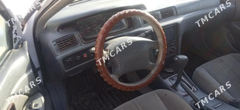 Toyota Camry 2001 - 100 000 TMT - Фарап - img 6