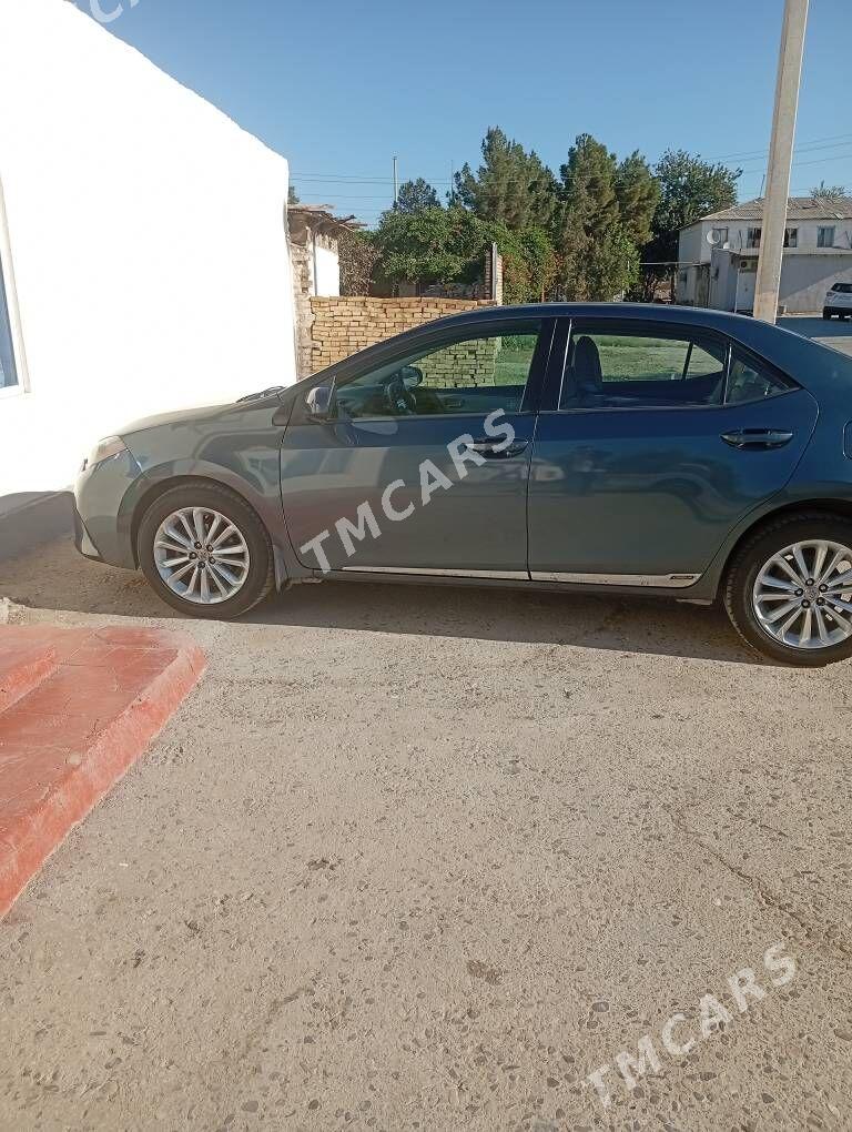Toyota Corolla 2014 - 190 000 TMT - Türkmenabat - img 4