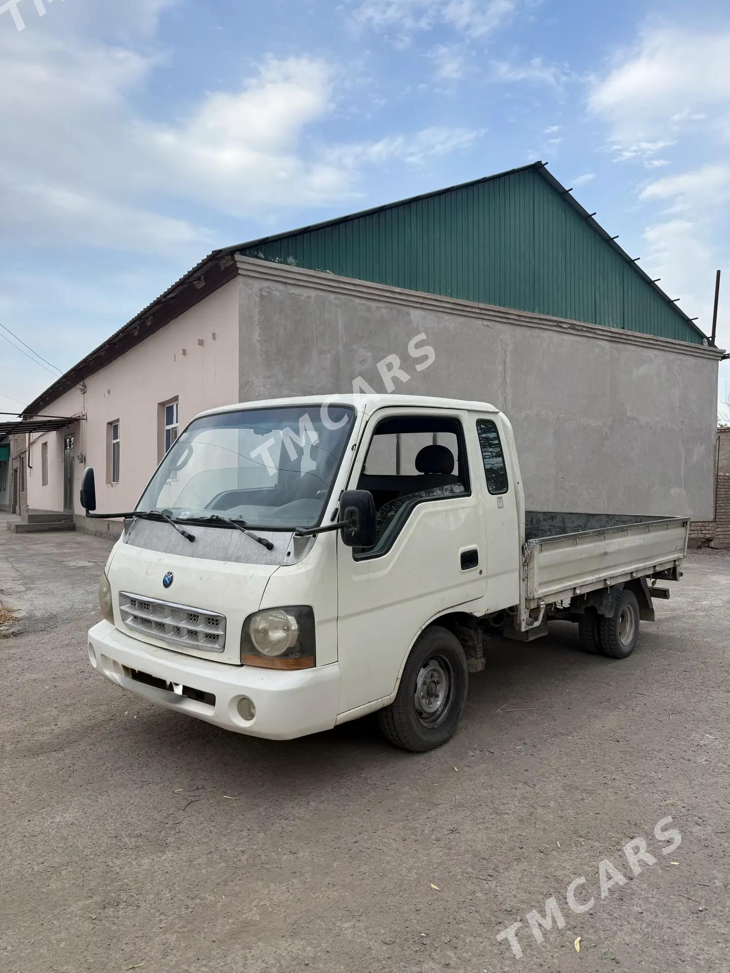 Kia Bongo 2003 - 90 000 TMT - Дашогуз - img 2
