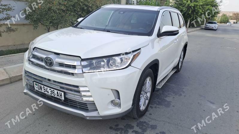 Toyota Highlander 2018 - 365 000 TMT - Анев - img 3