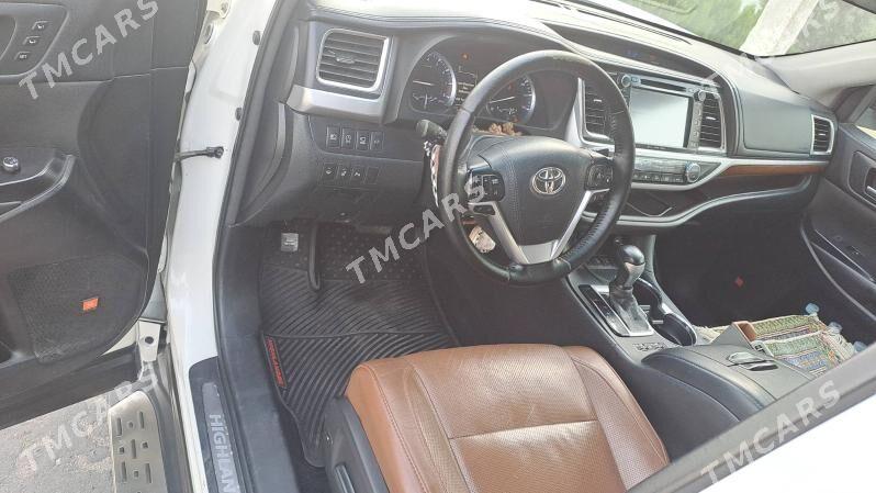 Toyota Highlander 2018 - 365 000 TMT - Анев - img 5