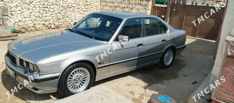 BMW E34 1990 - 75 000 TMT - Джебел - img 5
