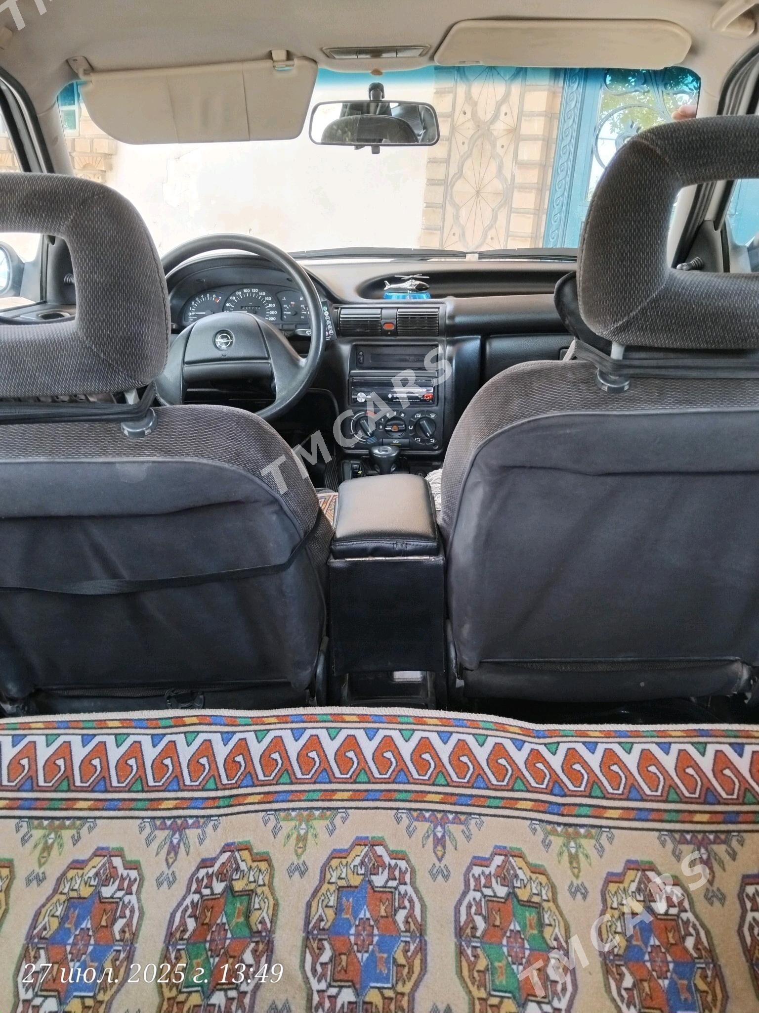 Opel Astra 1993 - 46 000 TMT - Şabat etr. - img 2