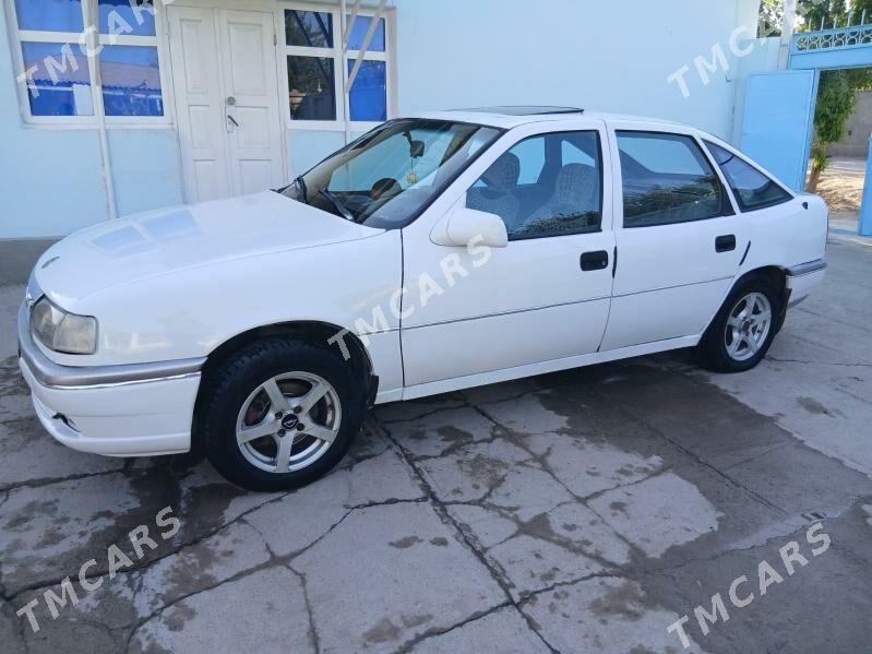 Opel Vectra 1991 - 31 000 TMT - Теджен - img 3