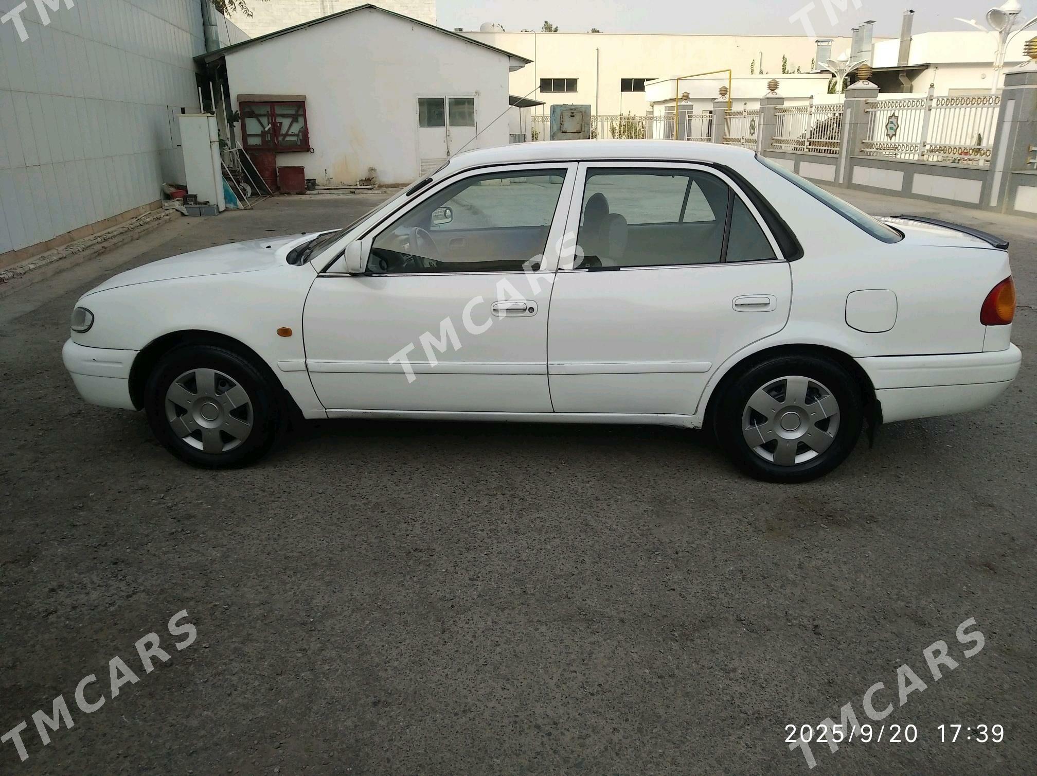 Toyota Corolla 2000 - 75 000 TMT - Büzmeýin - img 3