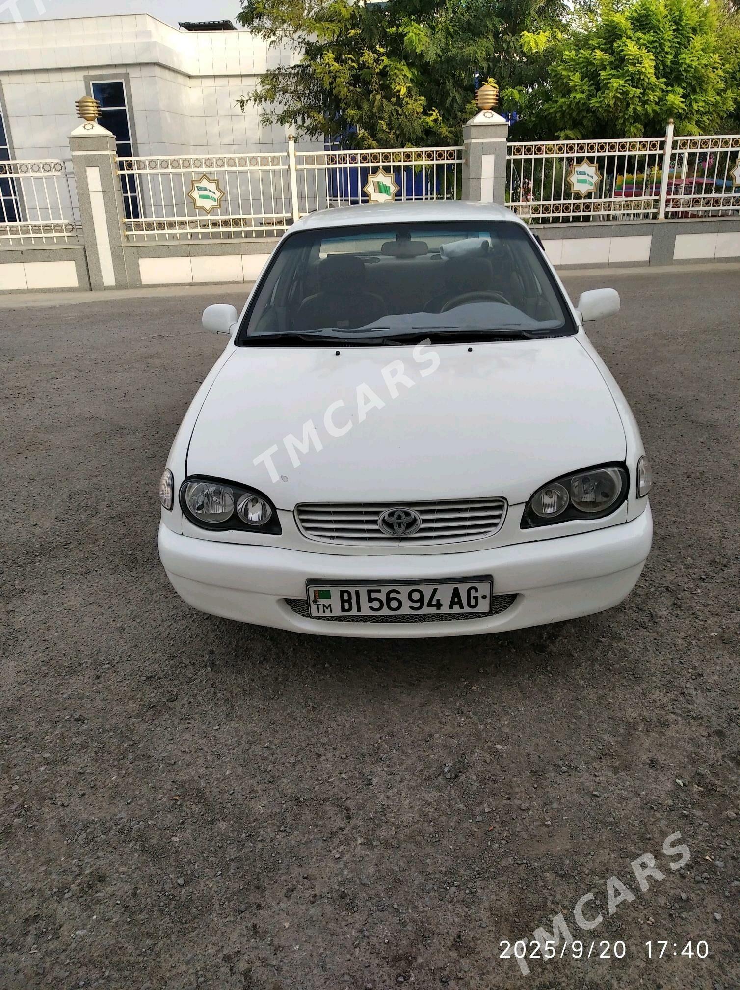 Toyota Corolla 2000 - 75 000 TMT - Büzmeýin - img 2