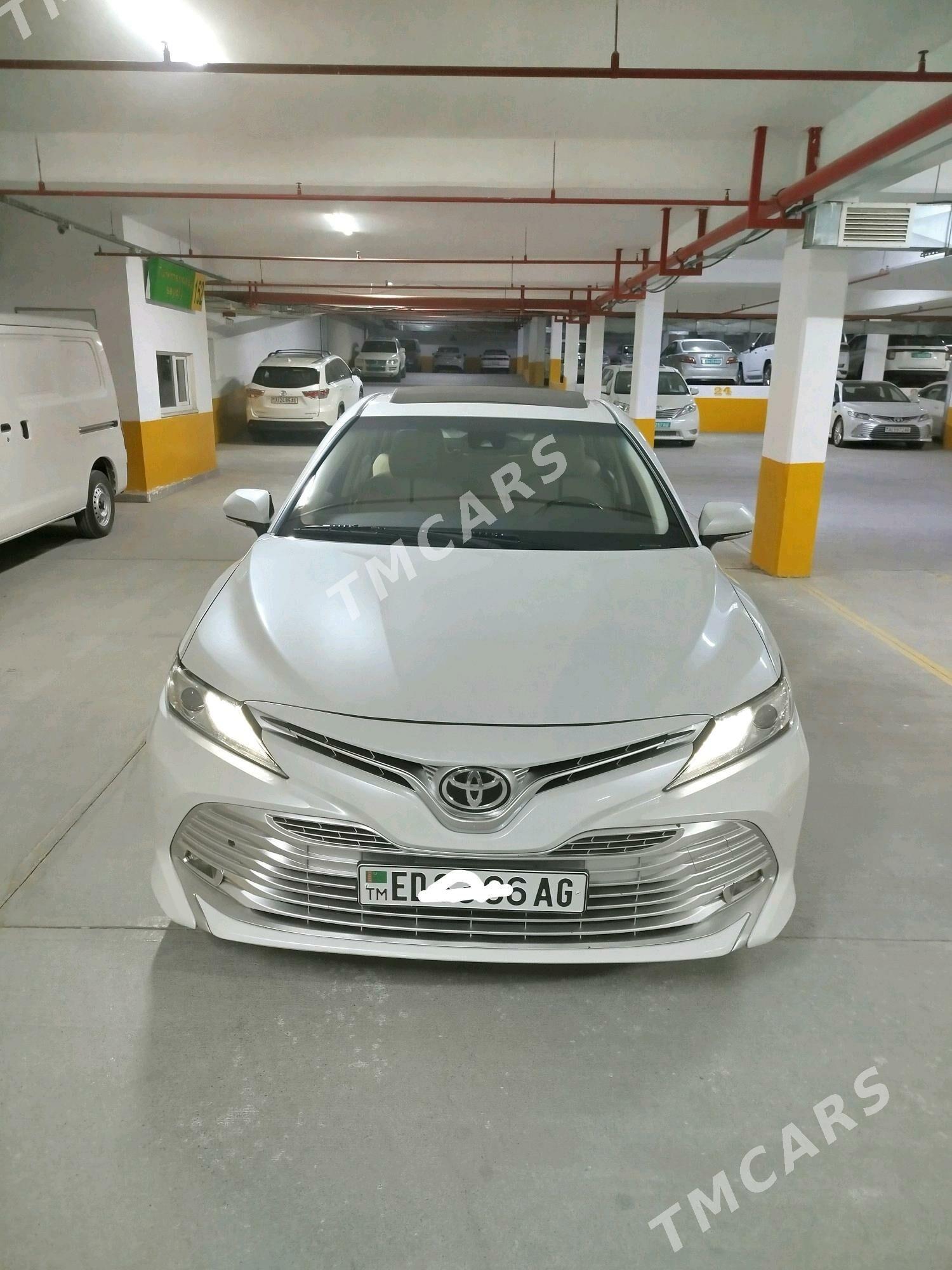 Toyota Camry 2018 - 365 000 TMT - Ашхабад - img 2