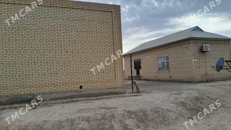 Emläk satlyk jaýlar - Wekilbazar - img 3