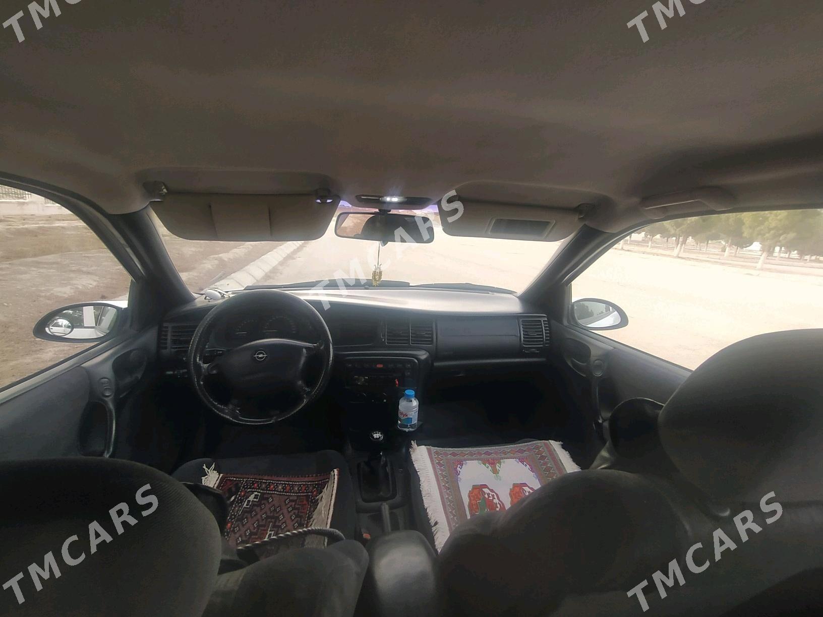 Opel Vectra 1998 - 36 000 TMT - Берекет - img 3