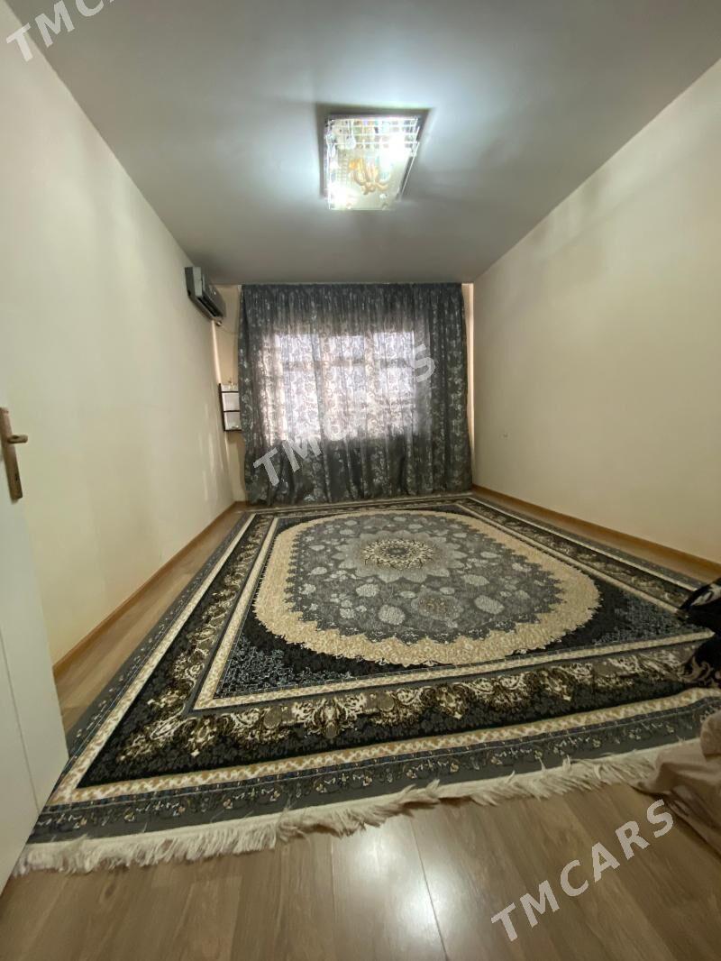 Eyesinden Buzmeyyn Gres 4/3 2K - Бузмеин - img 2