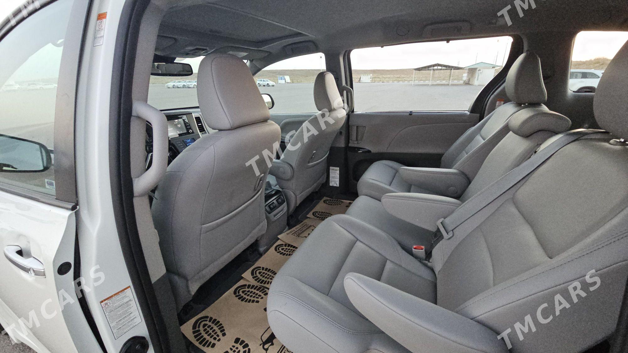 Toyota Sienna 2020 - 578 000 TMT - Aşgabat - img 3