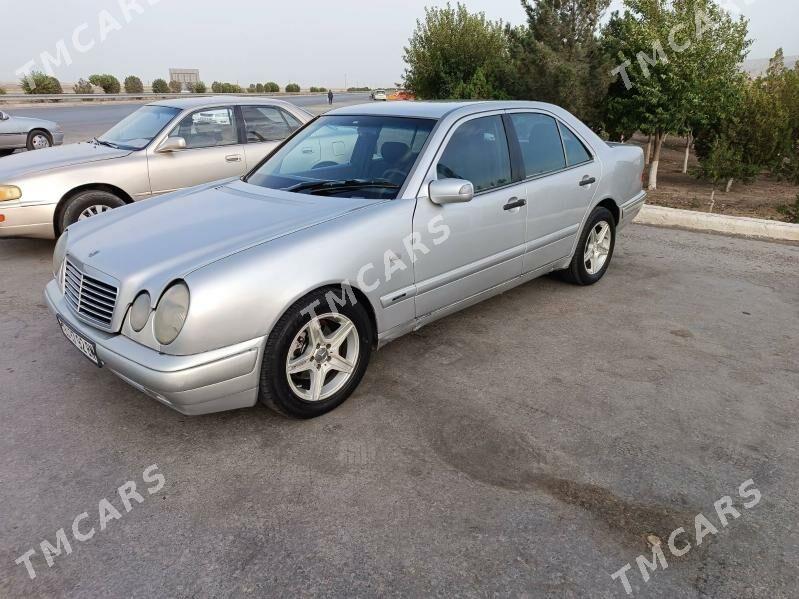 Mercedes-Benz 230E 1996 - 70 000 TMT - Гызыларбат - img 8