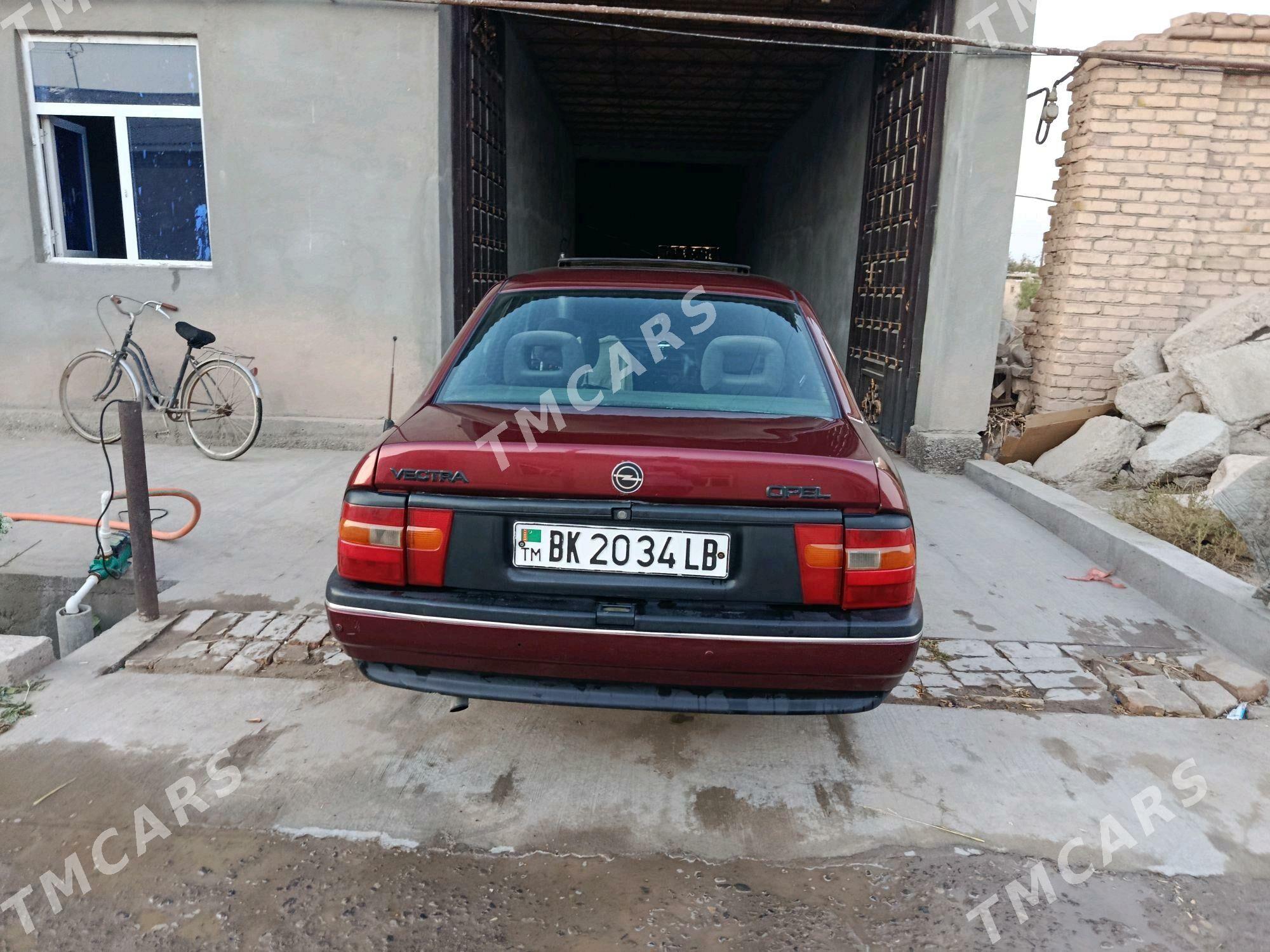 Opel Vectra 1992 - 40 000 TMT - Çärjew - img 3