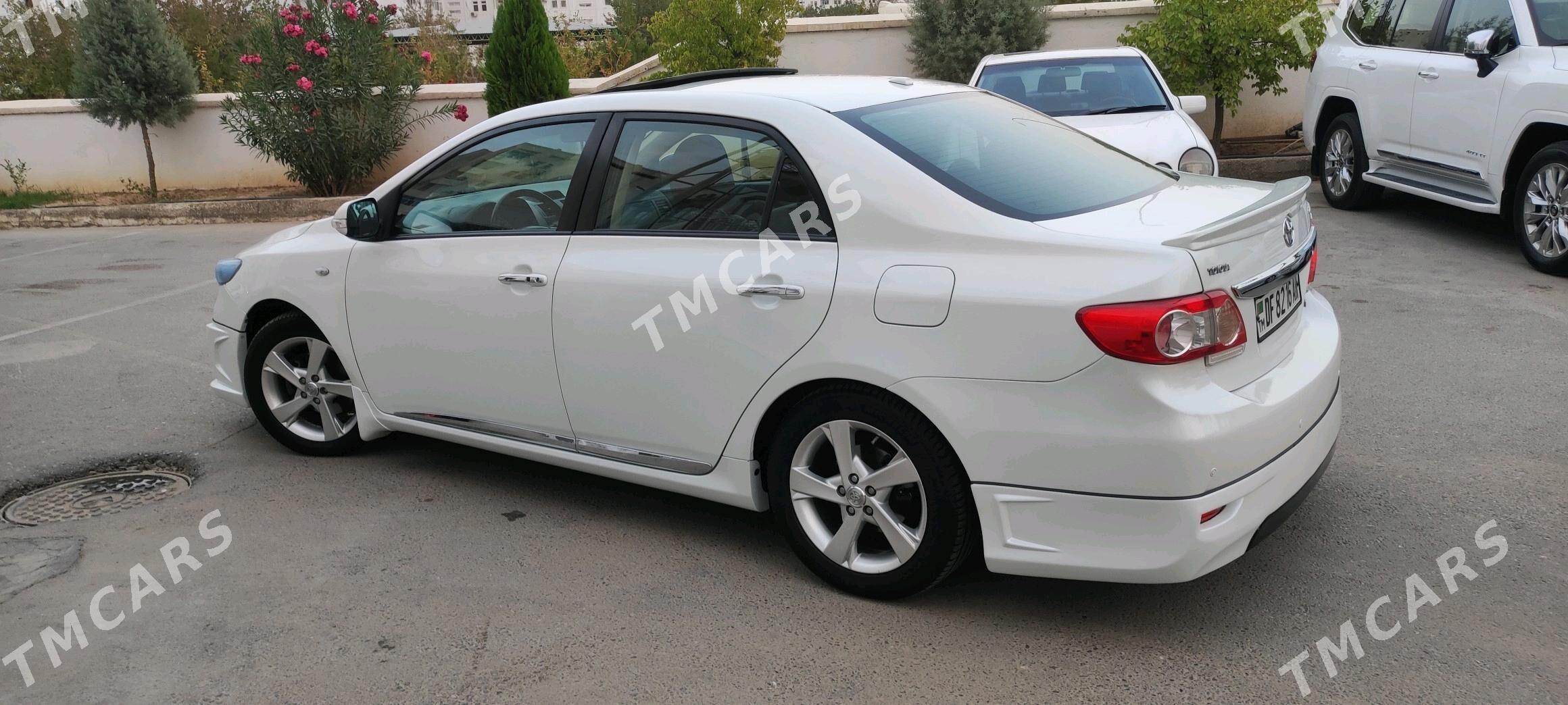 Toyota Corolla 2013 - 200 000 TMT - Parahat 7 - img 2