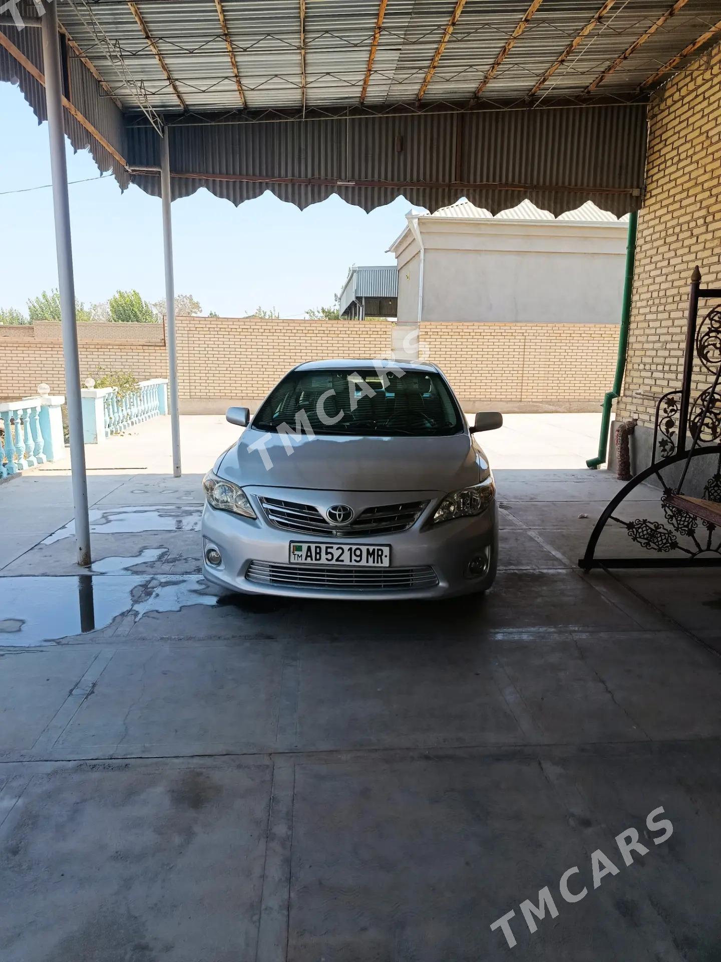Toyota Corolla 2012 - 150 000 TMT - Baýramaly - img 2