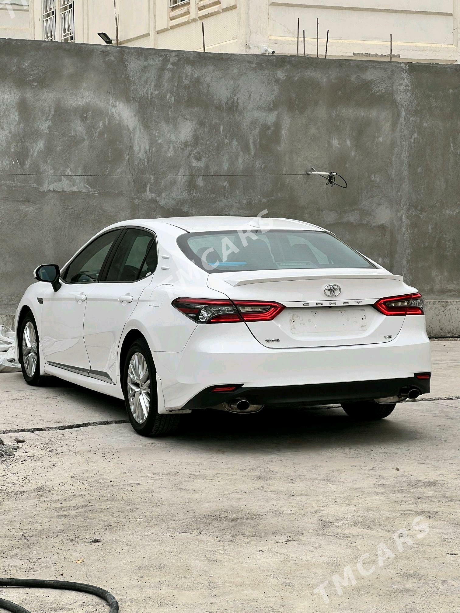 Toyota Camry 2021 - 275 000 TMT - Ашхабад - img 4