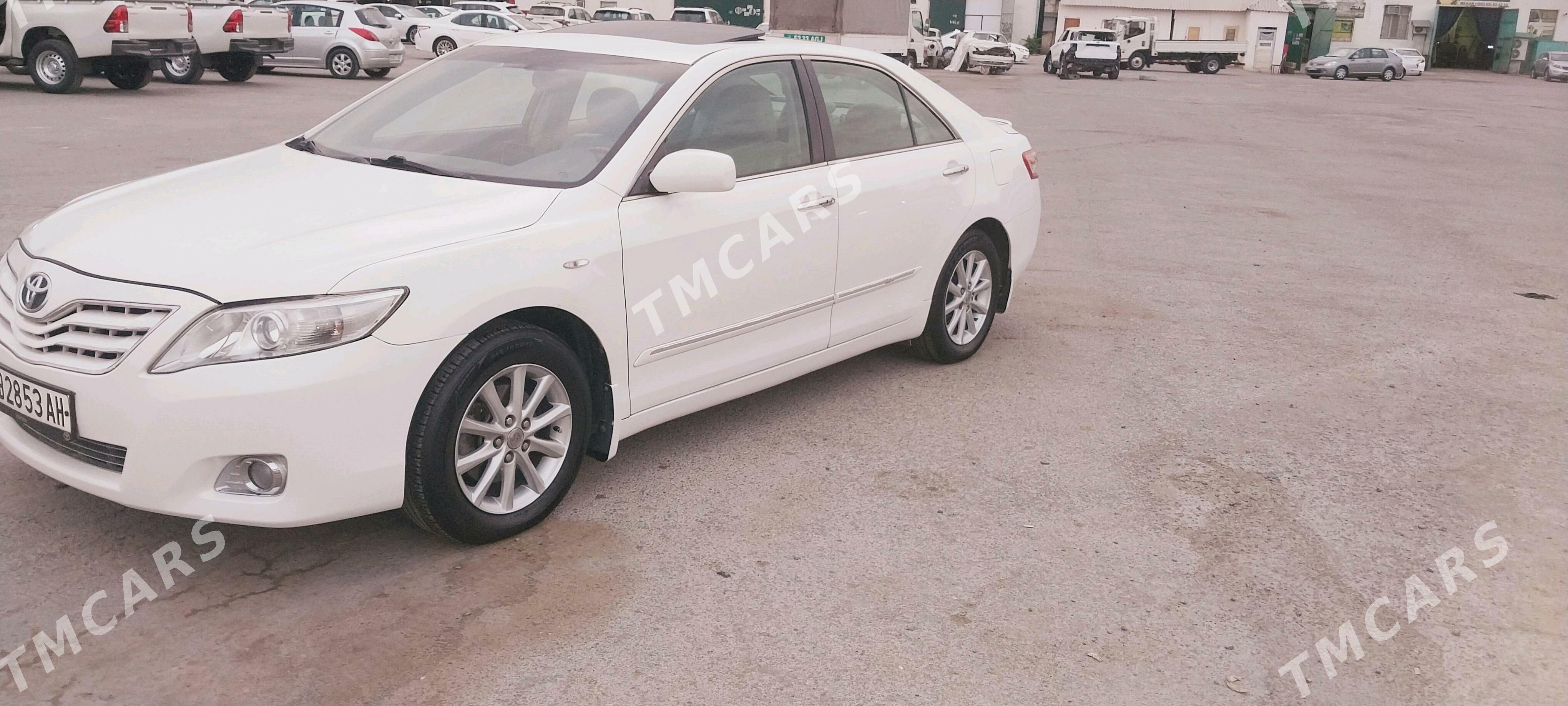 Toyota Camry 2010 - 185 000 TMT - Ашхабад - img 3