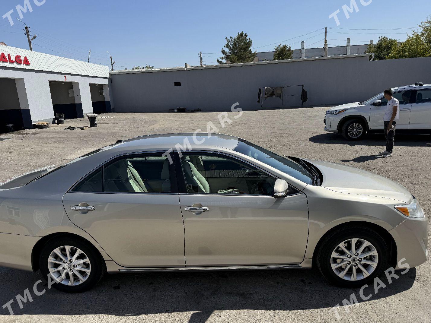 Toyota Camry 2013 - 230 000 TMT - Мары - img 10