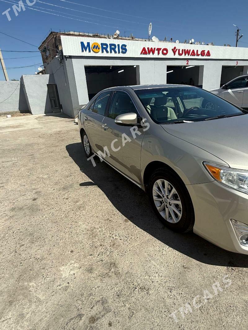 Toyota Camry 2013 - 230 000 TMT - Мары - img 3
