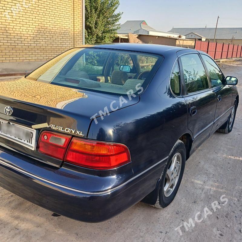 Toyota Avalon 1999 - 180 000 TMT - Murgap - img 4