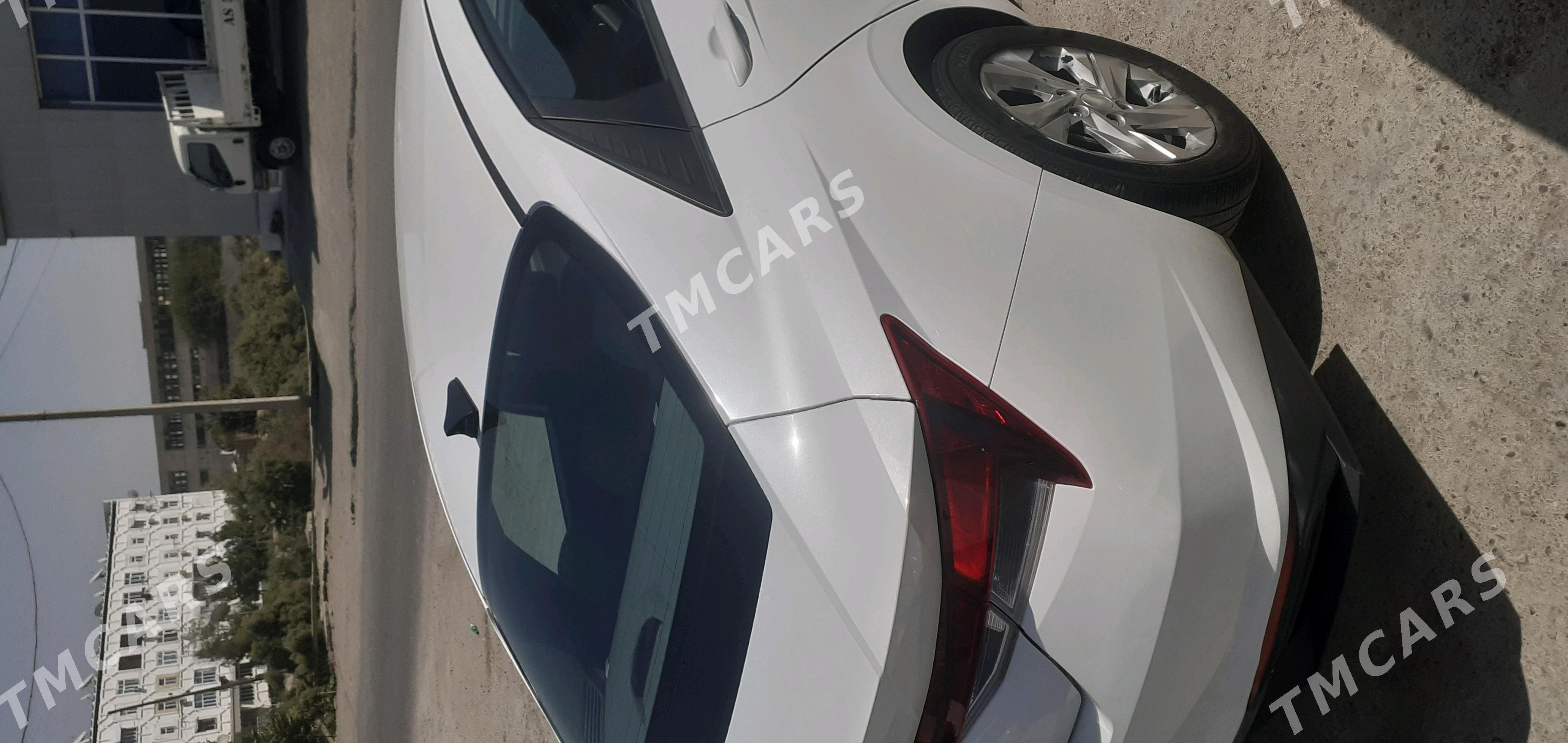 Hyundai Elantra 2021 - 245 000 TMT - Мары - img 2