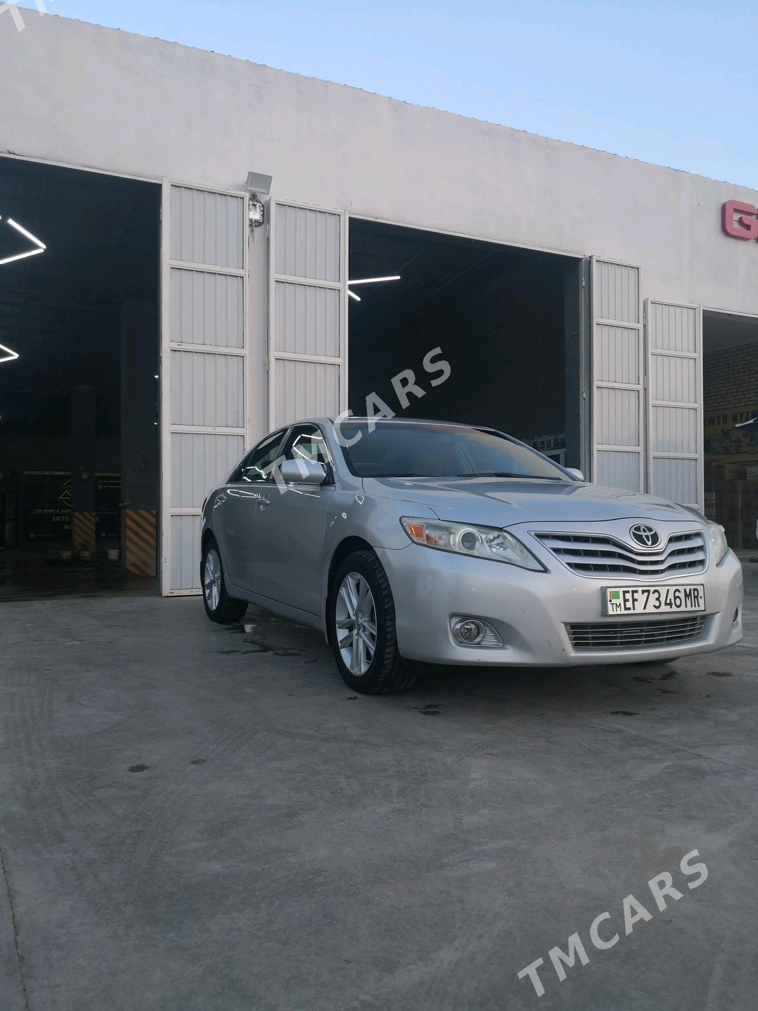 Toyota Camry 2010 - 190 000 TMT - Мары - img 2
