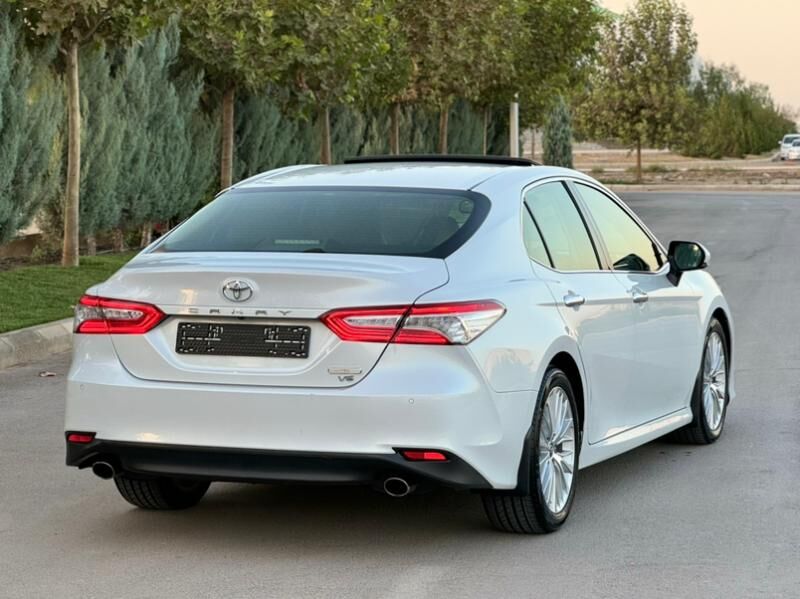 Toyota Camry 2018 - 440 000 TMT - Aşgabat - img 8