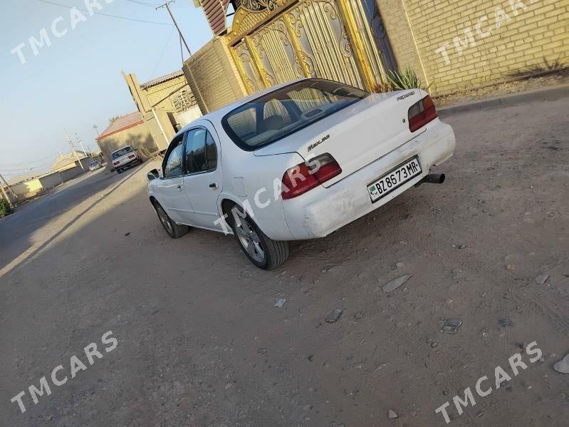 Nissan Maxima 1996 - 35 000 TMT - Mary - img 3
