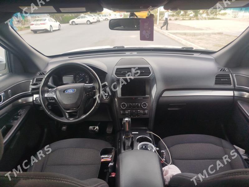 Ford Explorer 2018 - 285 000 TMT - Ашхабад - img 2