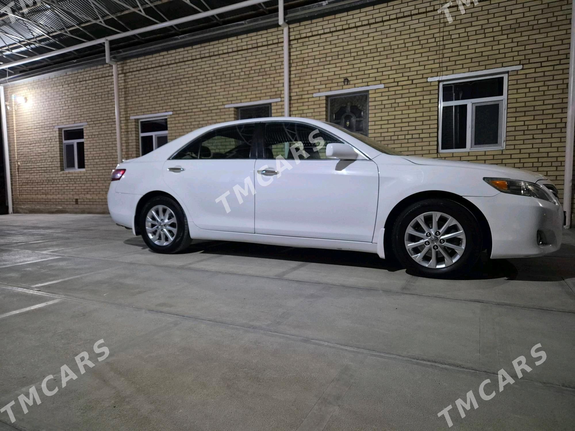 Toyota Camry 2010 - 175 000 TMT - Байрамали - img 6
