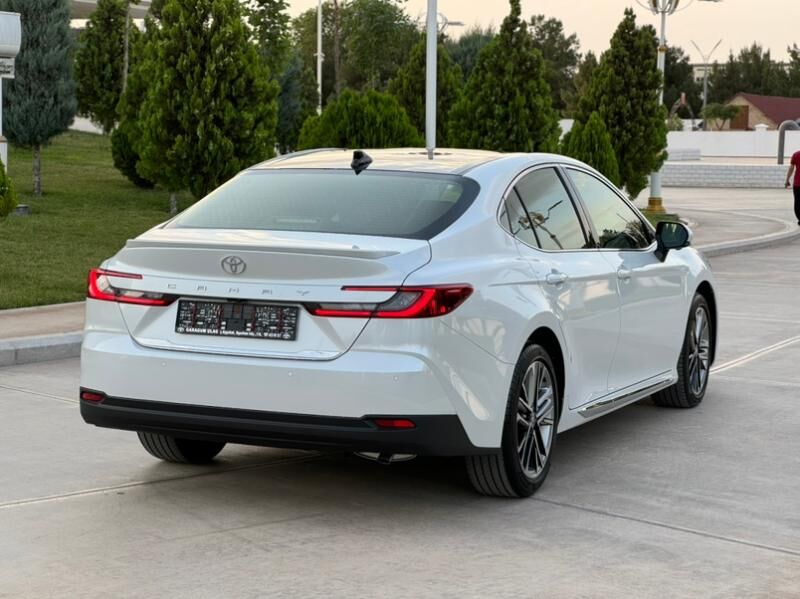 Toyota Camry 2025 - 645 000 TMT - Ашхабад - img 1