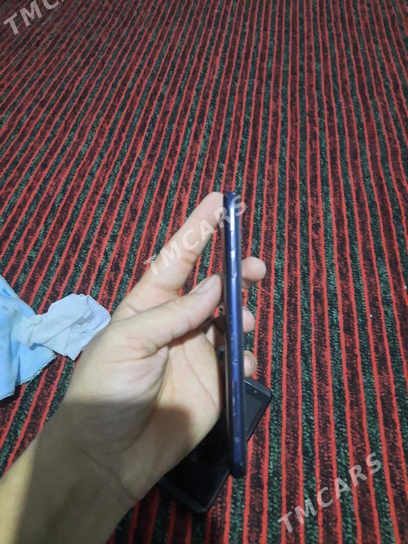 samsugn galaxy J5 pro - Mary - img 2