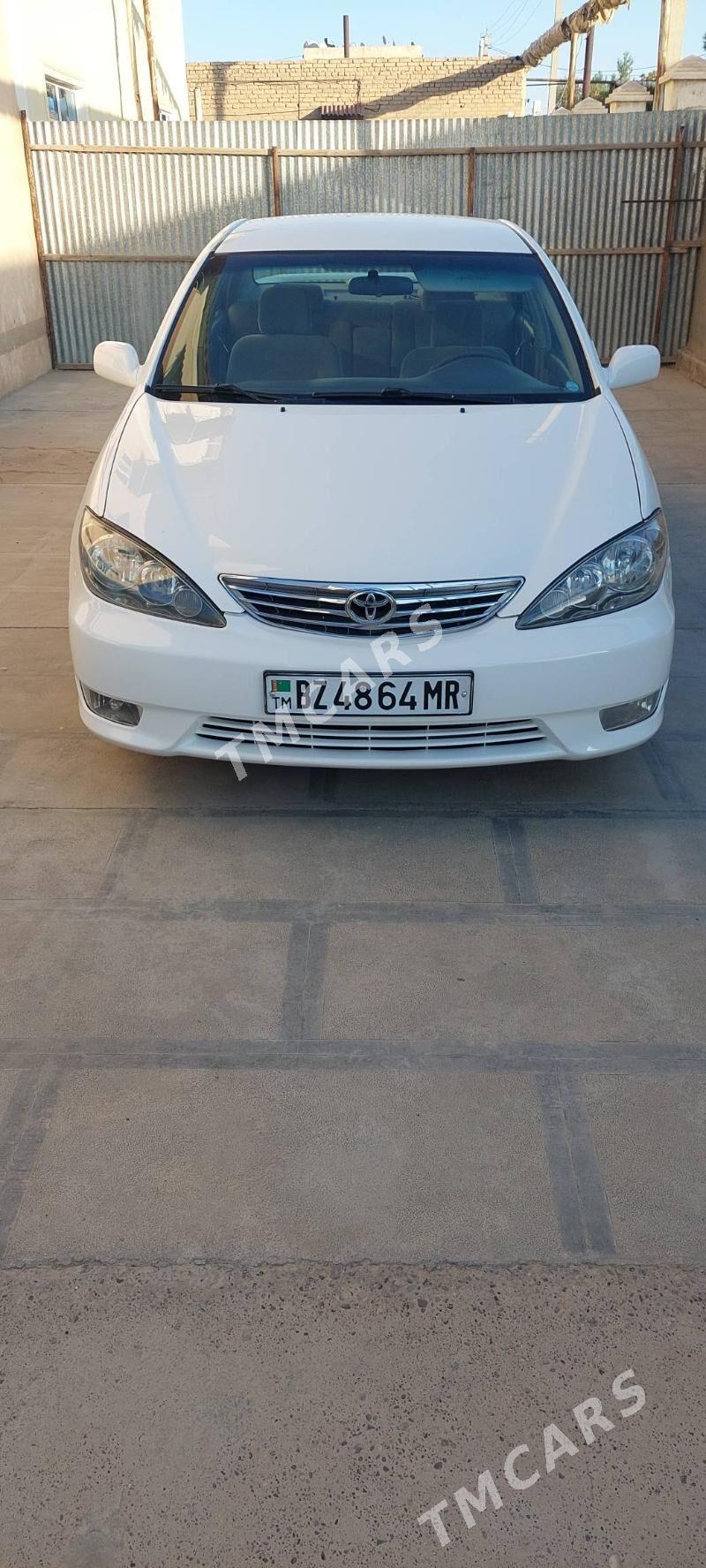 Toyota Camry 2004 - 150 000 TMT - Мары - img 6