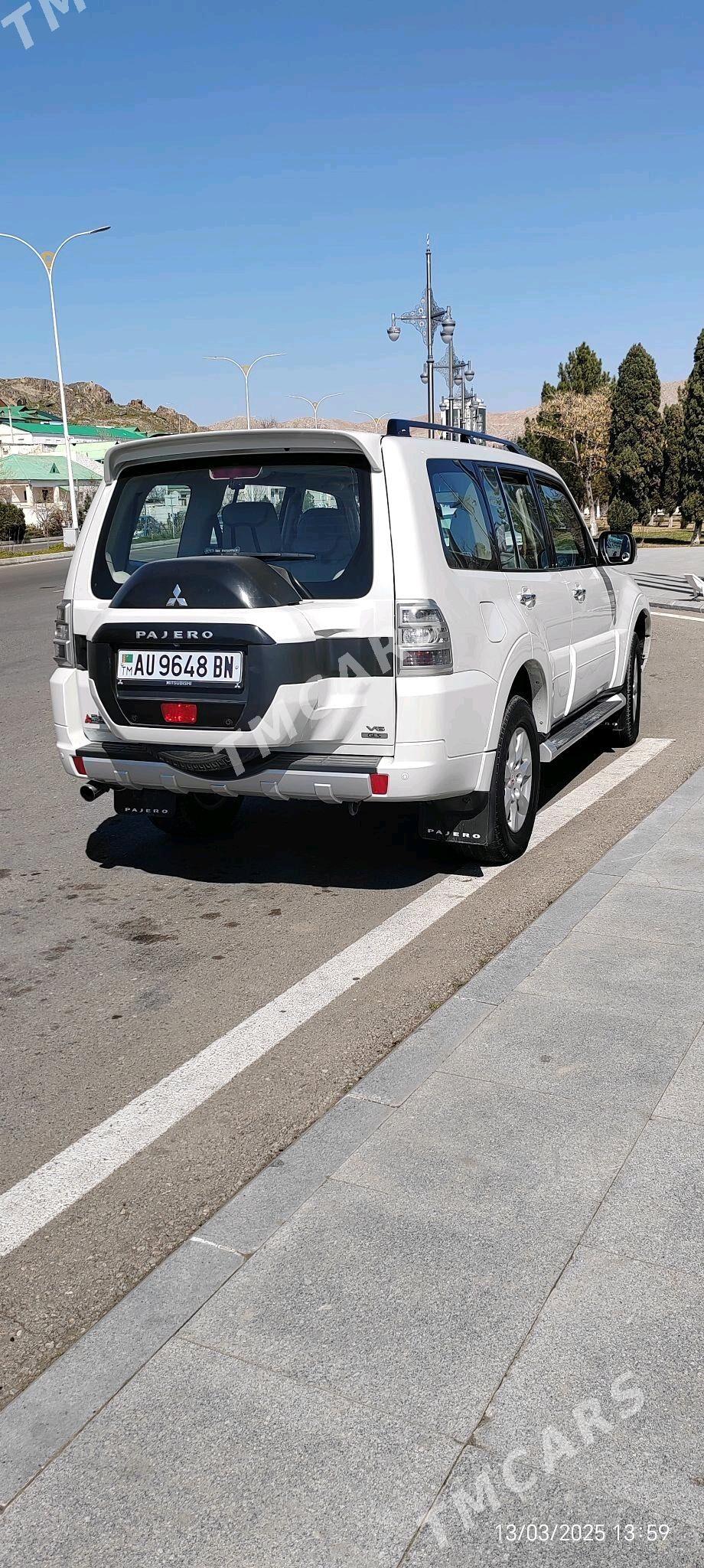 Mitsubishi Pajero 2015 - 320 000 TMT - Туркменбаши - img 2