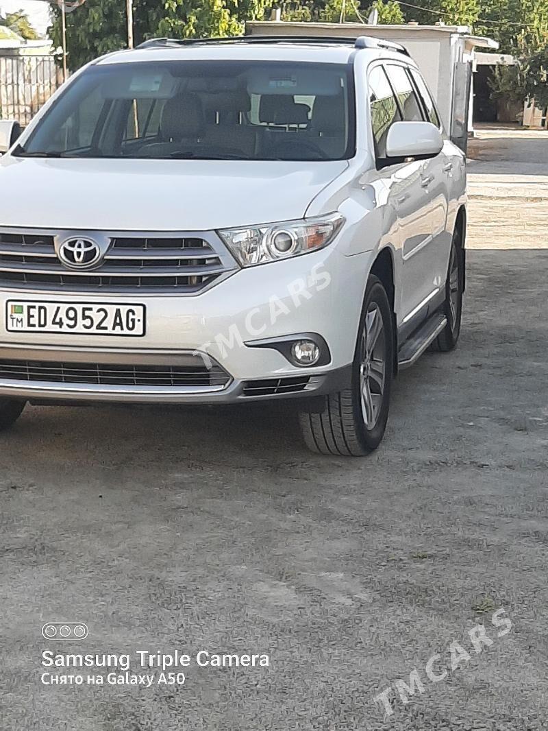 Toyota Highlander 2011 - 417 000 TMT - Ашхабад - img 3