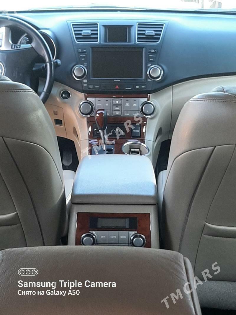 Toyota Highlander 2011 - 417 000 TMT - Ашхабад - img 4