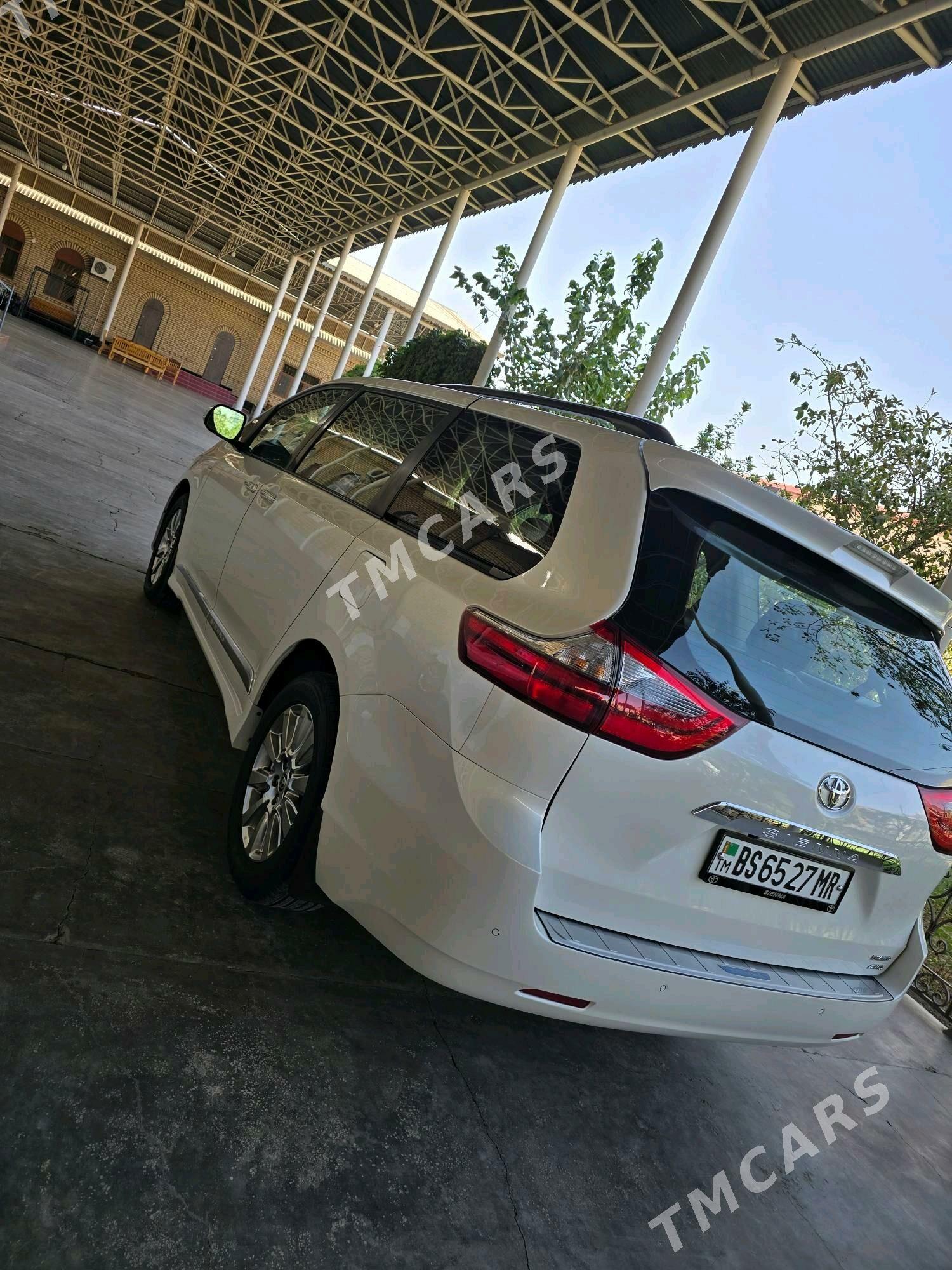 Toyota Sienna 2020 - 500 000 TMT - Мары - img 4