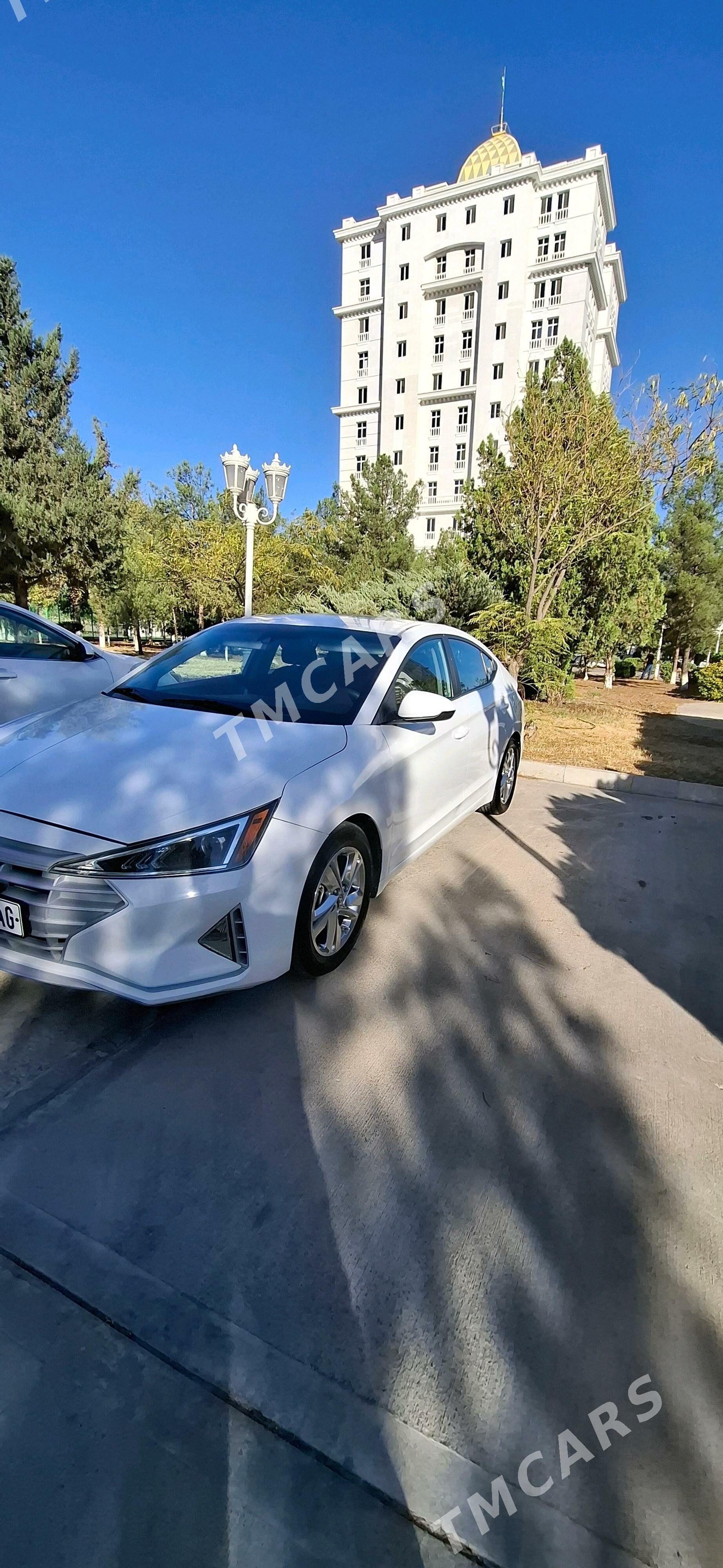 Hyundai Elantra 2020 - 210 000 TMT - Aşgabat - img 4
