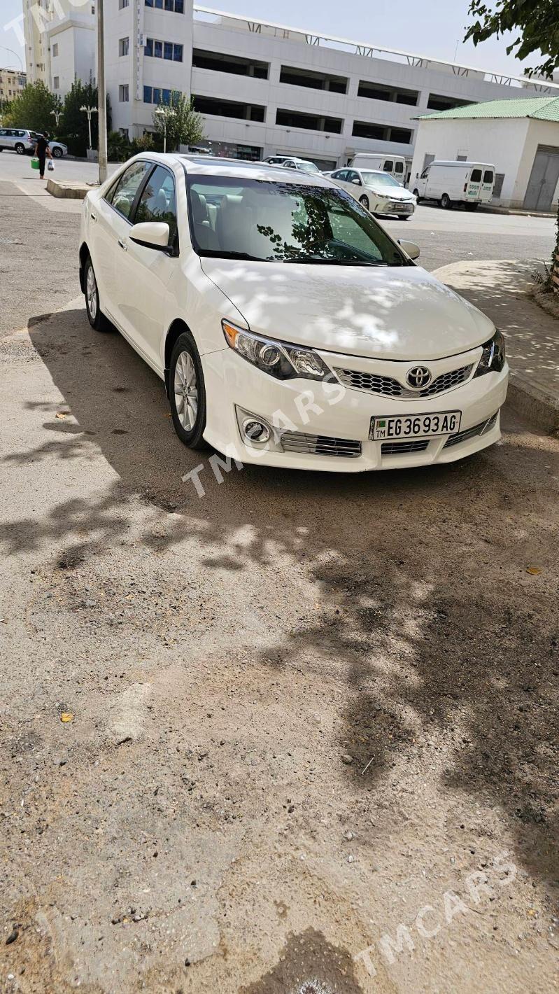 Toyota Camry 2013 - 190 000 TMT - Бедев - img 3