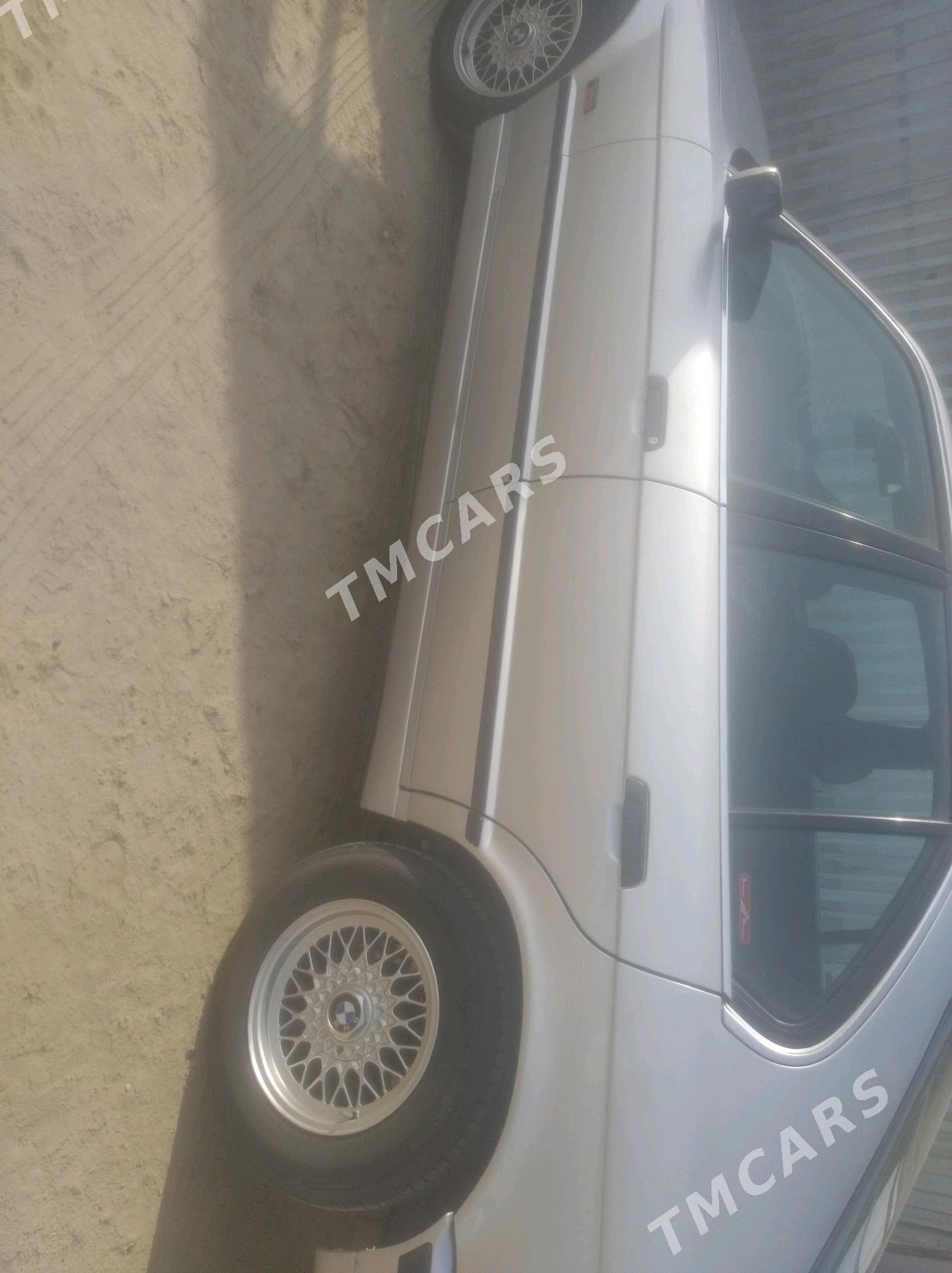 BMW 525 1992 - 70 000 TMT - Балканабат - img 5
