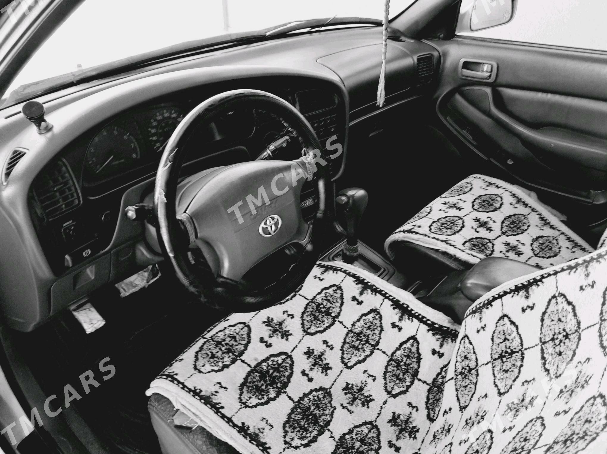 Toyota Camry 1994 - 85 000 TMT - Чарджоу - img 5