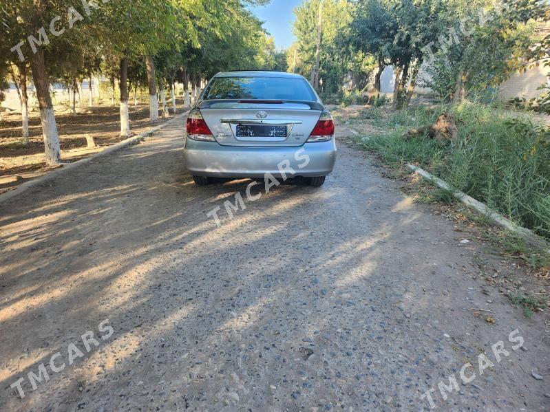 Toyota Camry 2003 - 220 000 TMT - Теджен - img 3