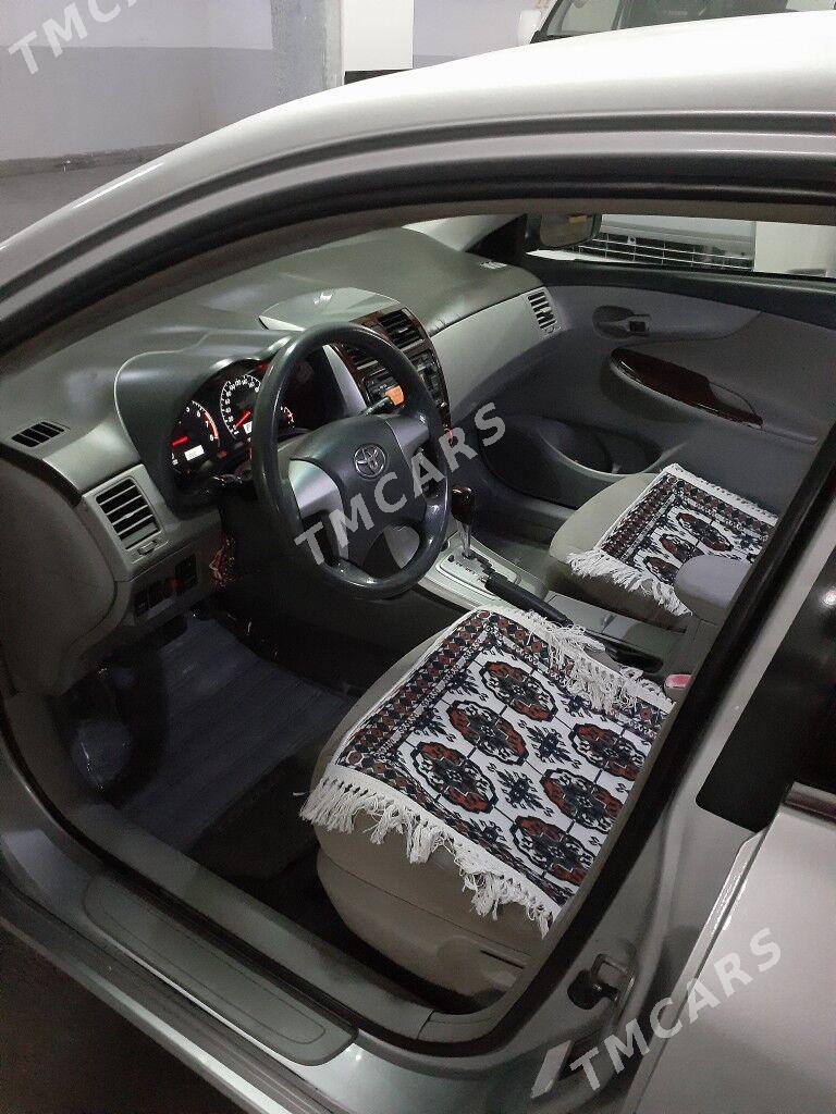 Toyota Corolla 2010 - 145 000 TMT - Айтакова (ул. Огузхана) - img 3