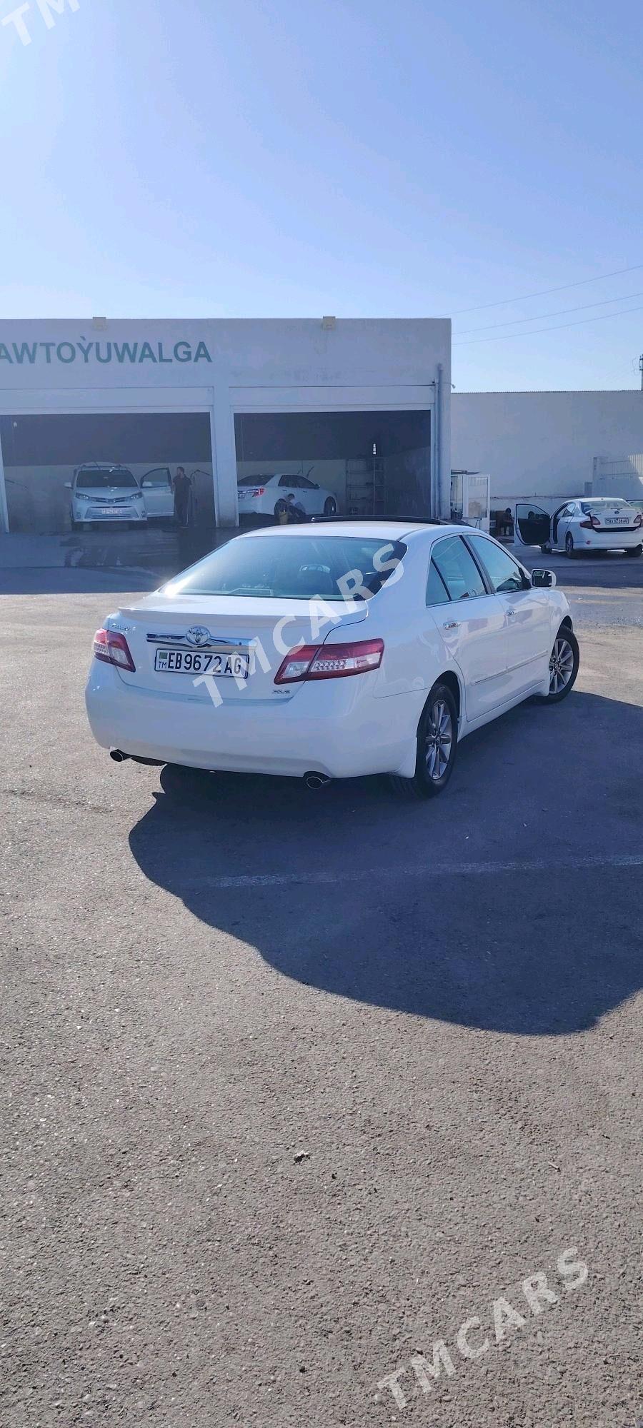 Toyota Camry 2011 - 232 000 TMT - Büzmeýin - img 3