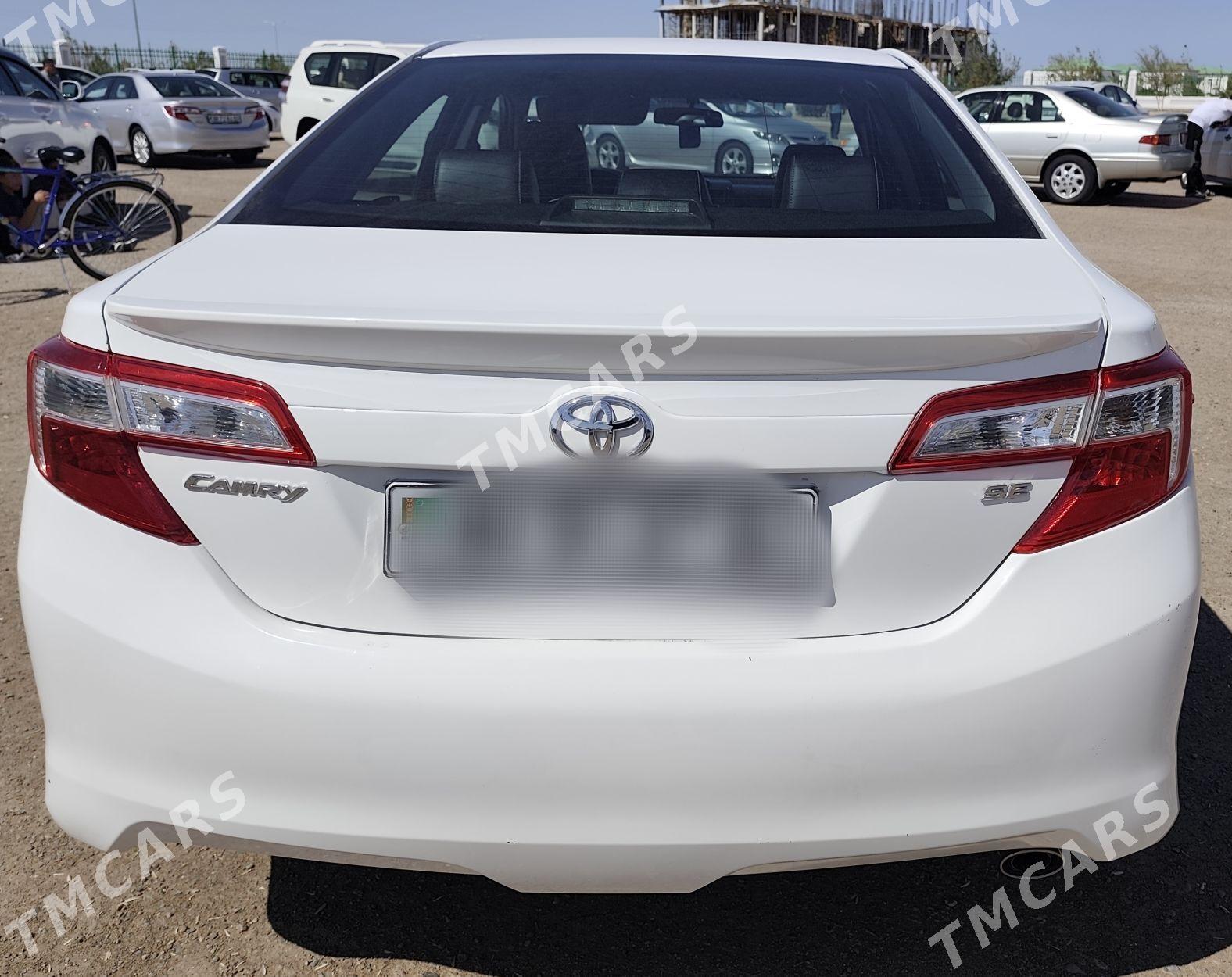 Toyota Camry 2013 - 235 000 TMT - Дашогуз - img 4