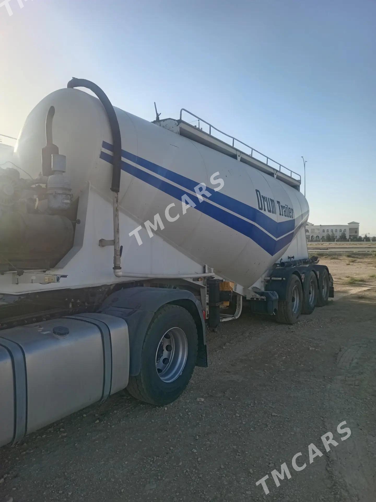 Kogel Euro Trailer 2013 - 380 000 TMT - Jebel - img 3