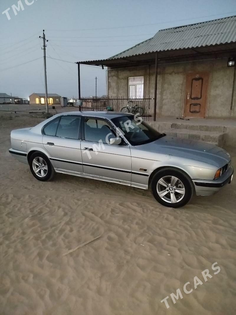 BMW 525 1995 - 50 000 TMT - Балканабат - img 2
