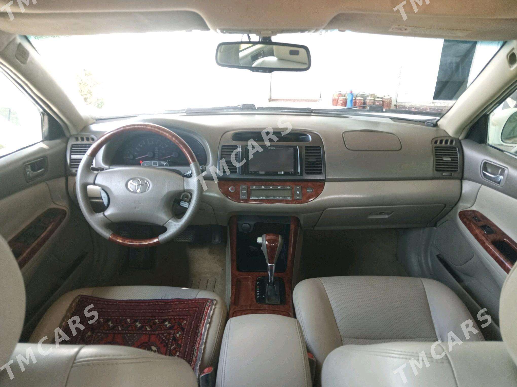 Toyota Camry 2004 - 170 000 TMT - Ёлётен - img 2