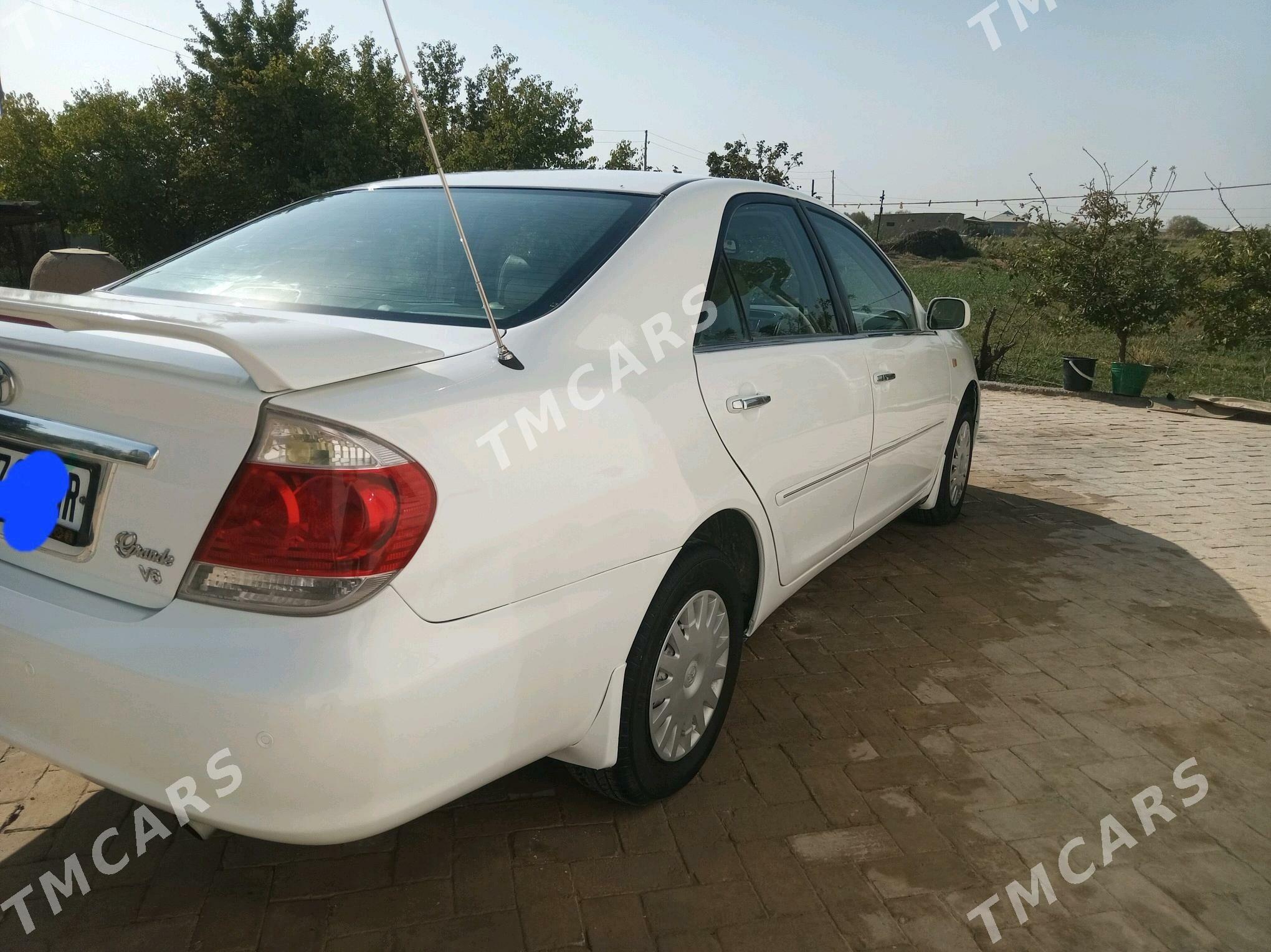 Toyota Camry 2004 - 170 000 TMT - Ёлётен - img 5
