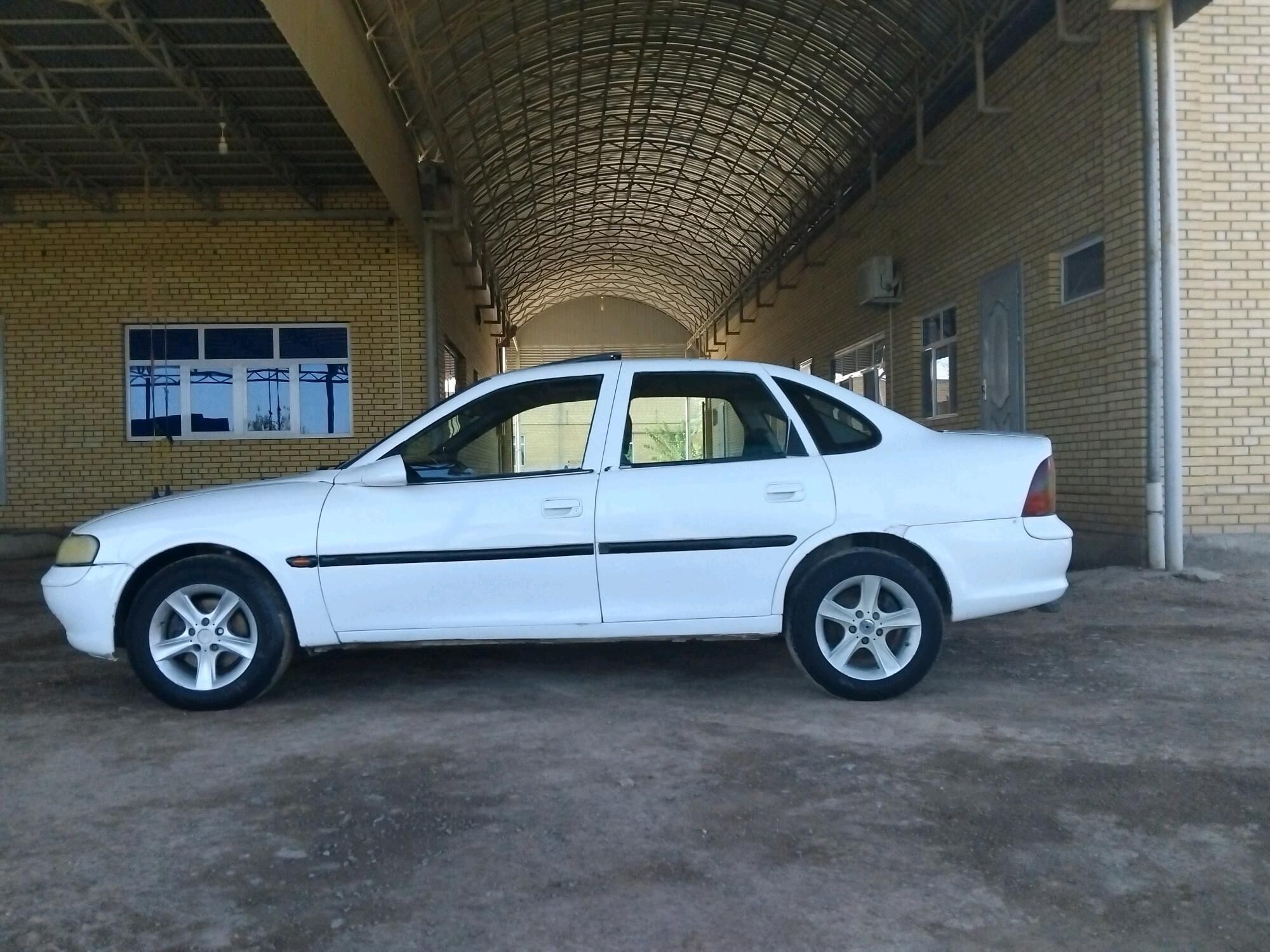 Opel Vectra 1996 - 53 000 TMT - Murgap - img 3